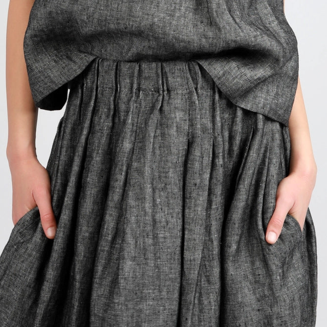 Voluminous Pleated Midi Skirt with Pockets