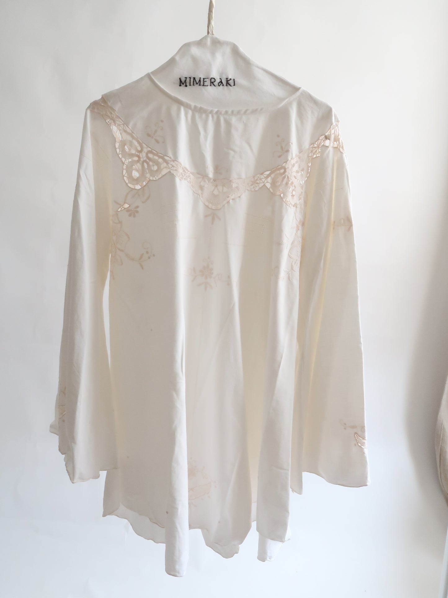 Vintage Fabric Blouse by Mimeraki