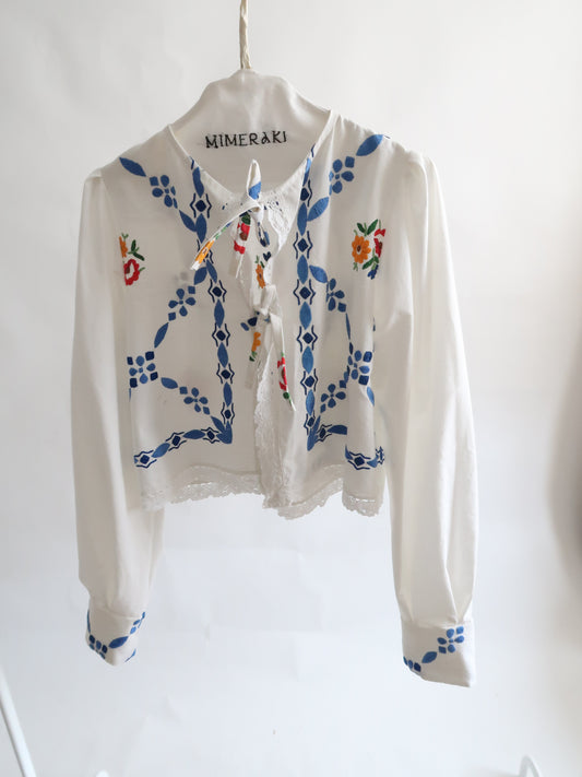 Vintage Fabric Blouse by Mimeraki