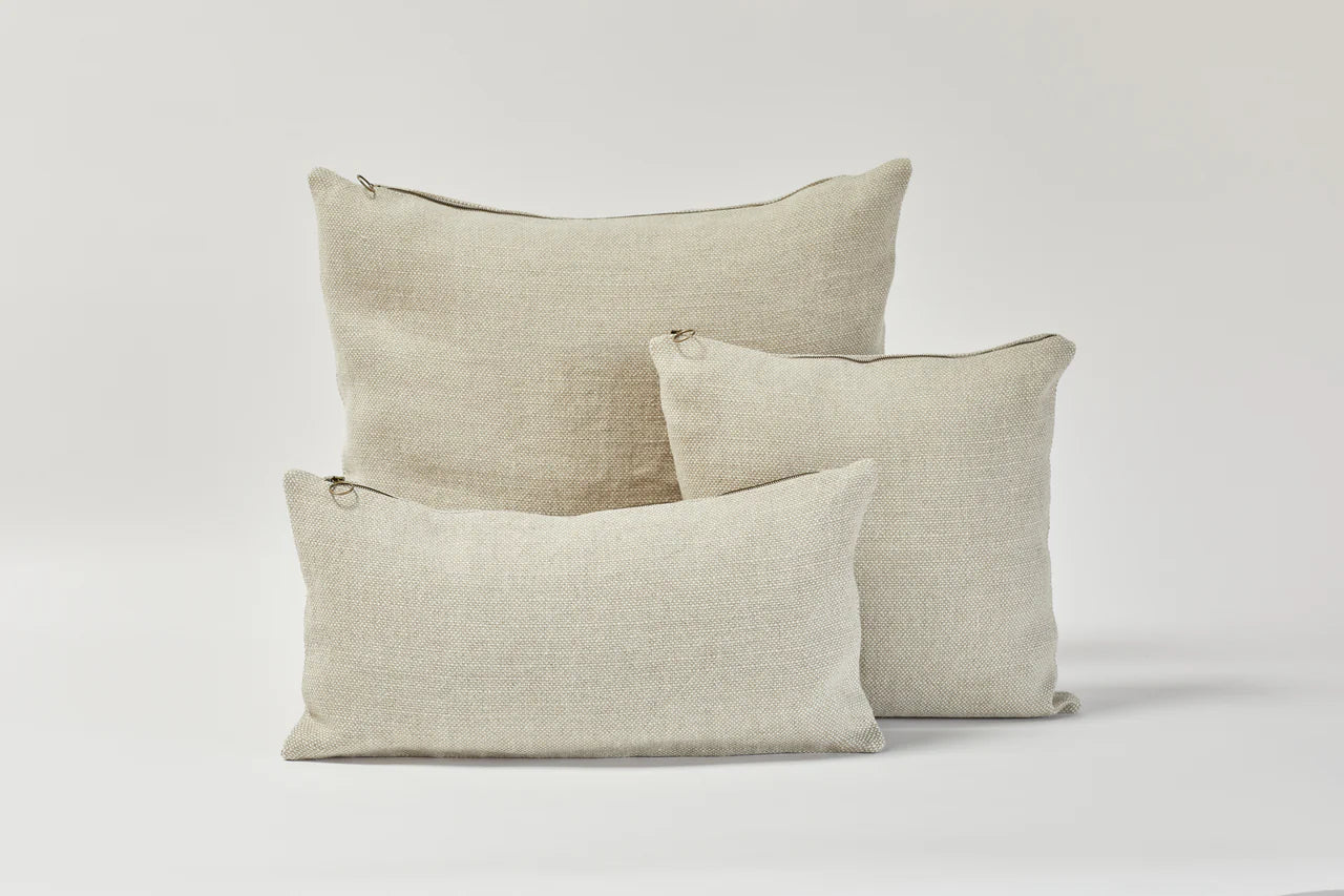 Linen Cushion Amedeo - 30x60 cm